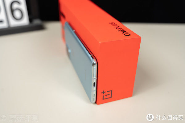 手机|真机实测！一加8T银时真·指纹收集器的终结者！