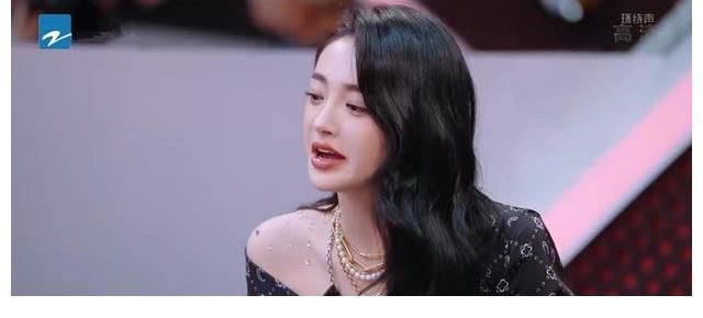 闪光的乐队：果真社交音综，1人越来越放开，1人越来越“放肆”