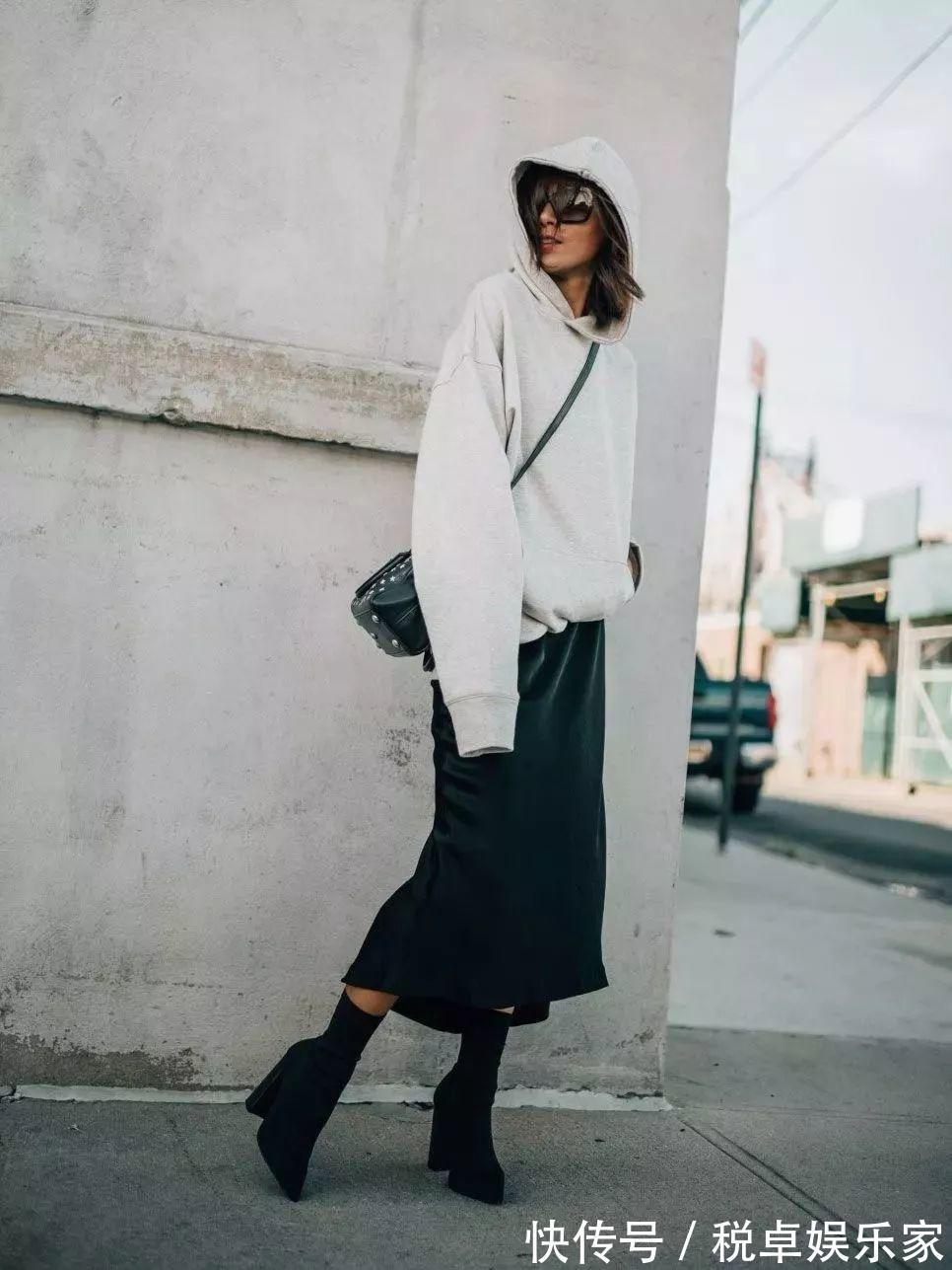 阔腿裤 30岁以上的女人这样穿卫衣，减龄又得体！快看时尚达人的穿搭心机