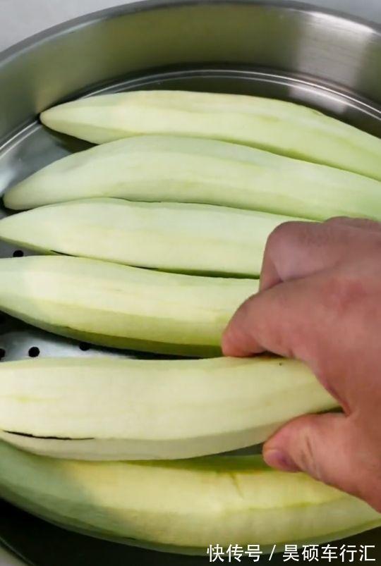 好吃|今天美食,蒜泥茄子,超级好吃,超级下饭,喝酒吃饭不错的选择