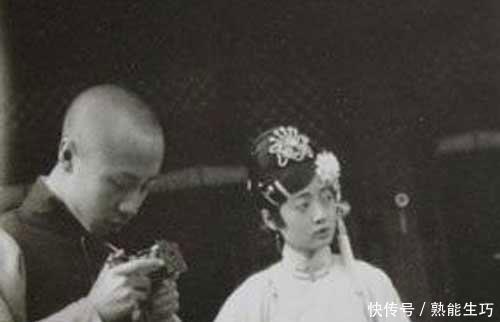 杀死|末代皇后婉容的私生子被溥仪杀死,婉容至死都不知道!