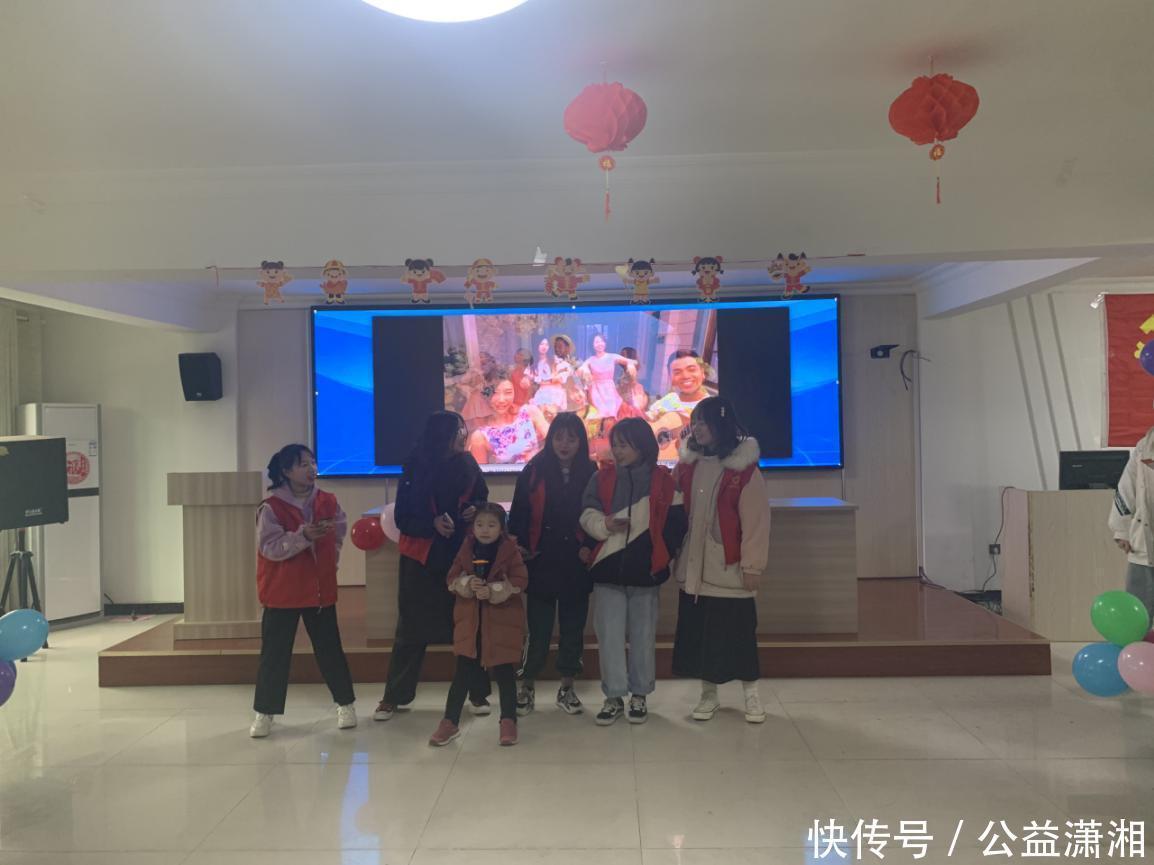 箭弓山社区:佳节同庆,老小同乐