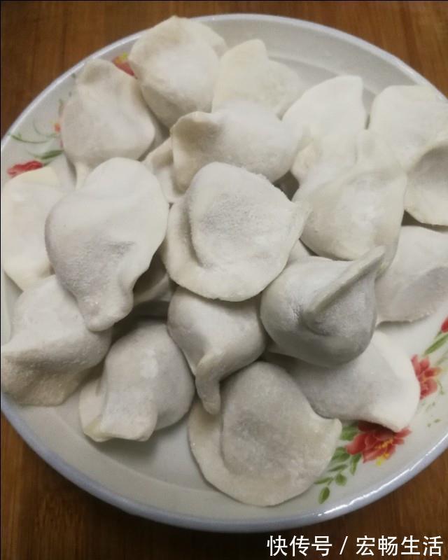 芹菜|猪肉芹菜饺子的正确做法，芹菜不焯水不刹水，香味浓