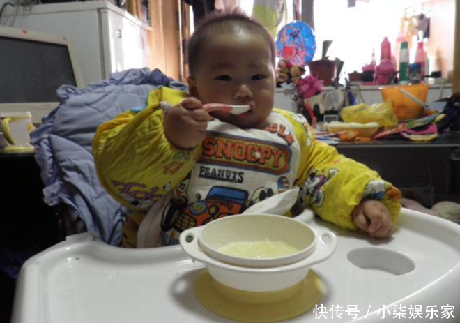 脾胃|医生提醒若想孩子长高个，这2个时间别再给娃喝水了，赶紧住手