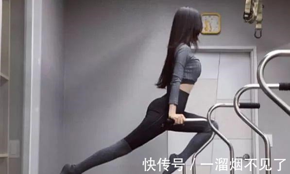 时尚|穿上打底裤简洁利落的穿衣风格，更具潮流时尚感！