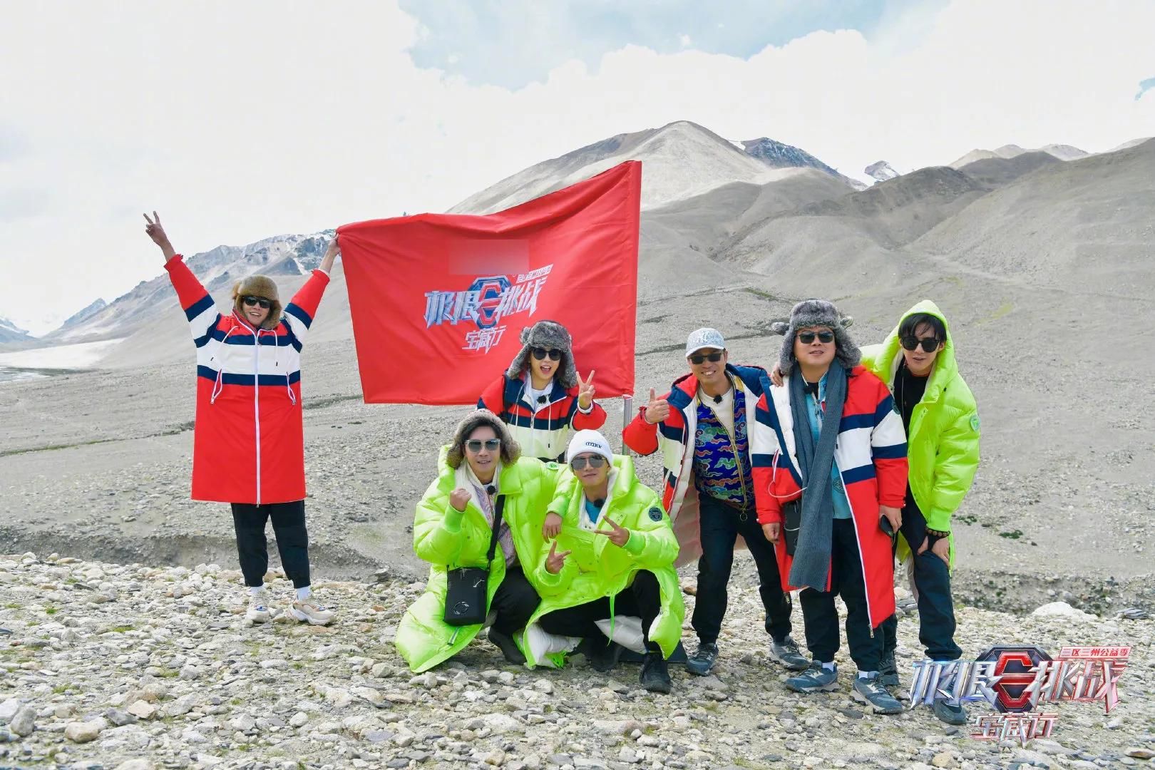 岳云鹏发出工作请求，喊话综艺节目之后，P童年照暗藏玄机
