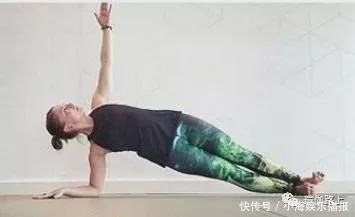 髋部|练瑜伽核心手臂没力试试每天练习5种侧板式