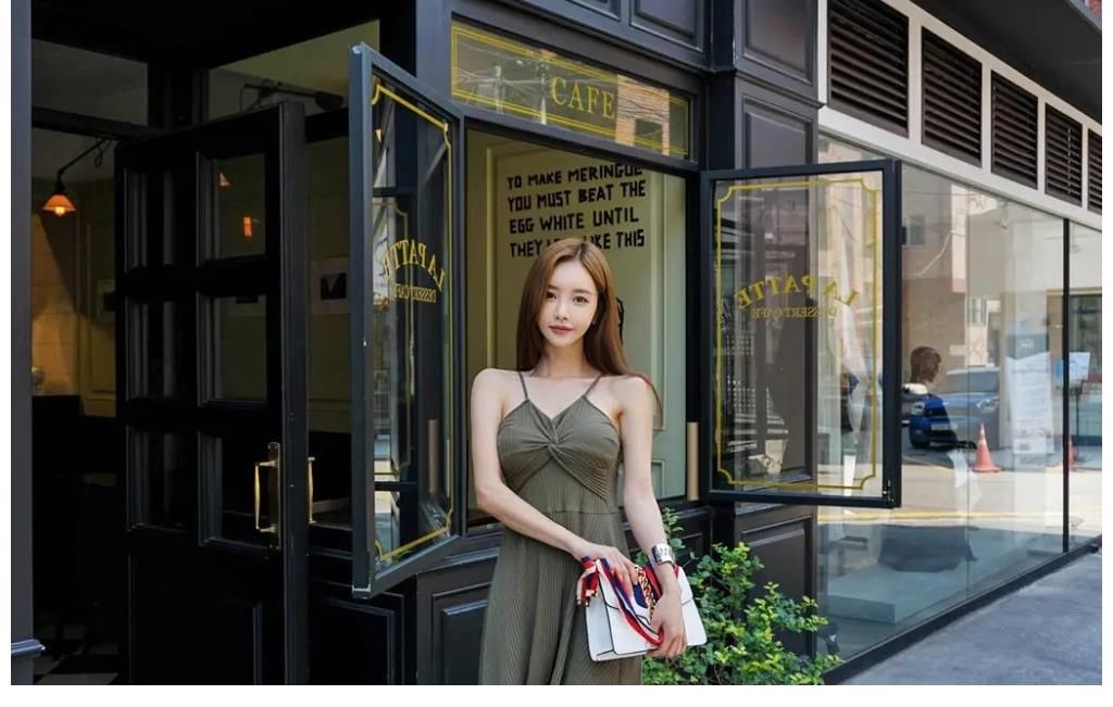 美女|食色113——美女穿搭19 抹茶色气质短裙