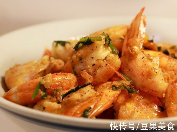 蒜香黄油虾|健康低卡家常菜——蒜香黄油虾