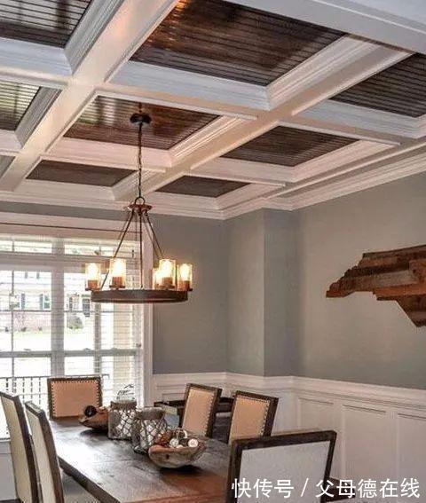 搭配|师傅双倍费用没白给!天花板贴几块木板做吊顶,档次立马显出来了