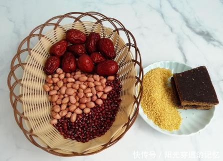 传下|古人传下的好方子,煮成粥更营养,女人常喝气血足,手脚不冰凉