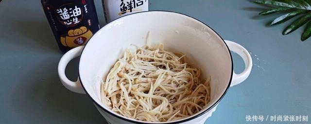 最護(hù)眼的蔬菜不是胡蘿卜,而是它,隔三差五給孩子吃,明目又亮眼