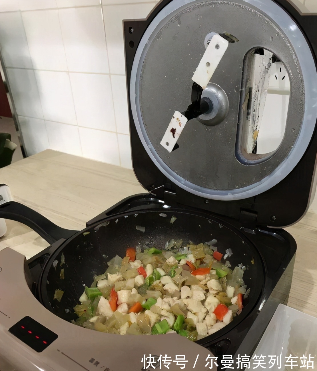 菜机|这6件“网红”家具选购需谨慎,全是不实用的教训,你踩过坑没?