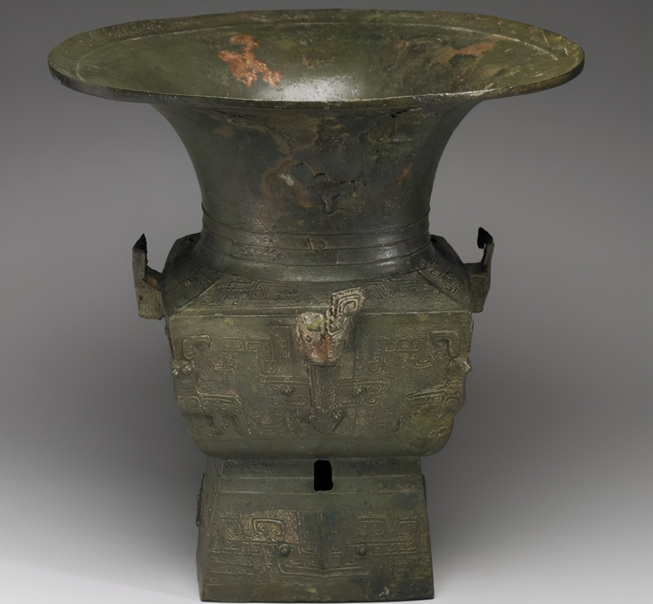 研究|三星堆的大口尊,难道是“储钱罐”,其实这件文物还需要认真研究