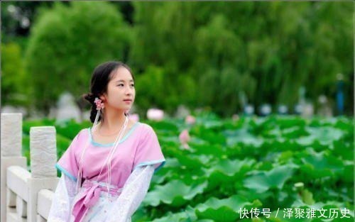 笙簧$南唐中主李璟的千古名篇,第一句便惊艳世人