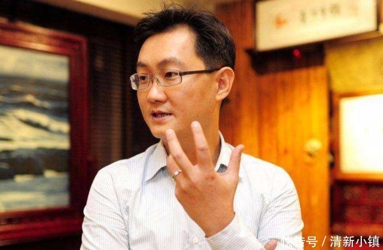 反超|微信终于被反超!中国新社交巨头逆势崛起,连续30天霸榜第一名