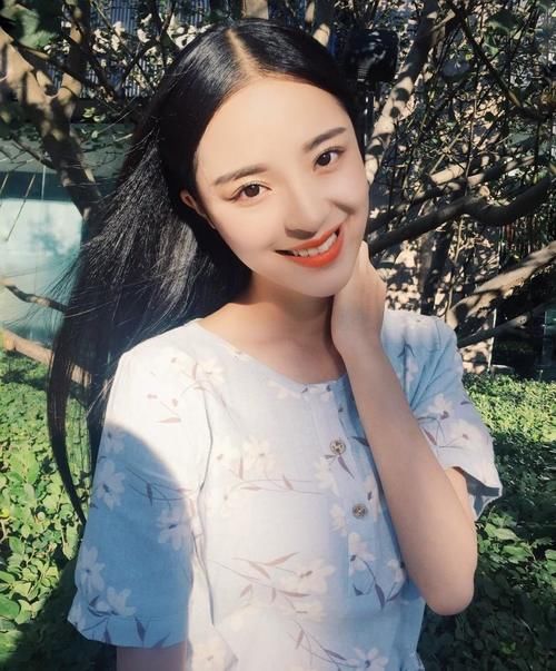 李莎旻子宣布恋情，芒果台五金花之一，因负面新闻多导致事业受限