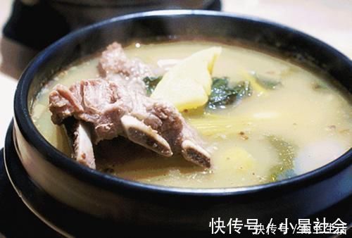 米汤|这四种辅食不要给宝宝吃,儿科医生:不到三岁宝宝越吃肠胃越弱