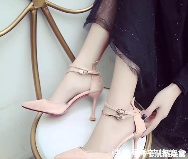 高跟鞋 今夏约会穿这几双细跟凉鞋,精致高级又百搭,轻松俘获男神心
