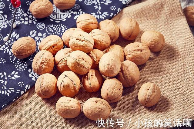 营养物质|多走路可以降血脂?医生提醒:3种食物常吃或比走路效果更好