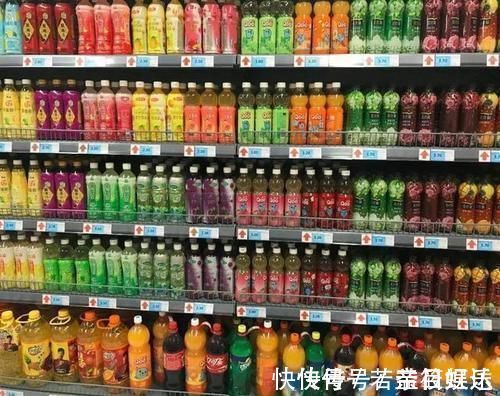 店员|孩子在超市里打碎一盒鸡蛋,店员要求10倍赔偿,母亲的做法被称赞