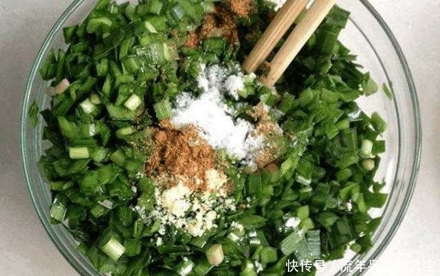 不用|爱吃韭菜盒子的看过来, 真的不用和面哦,五分钟搞定