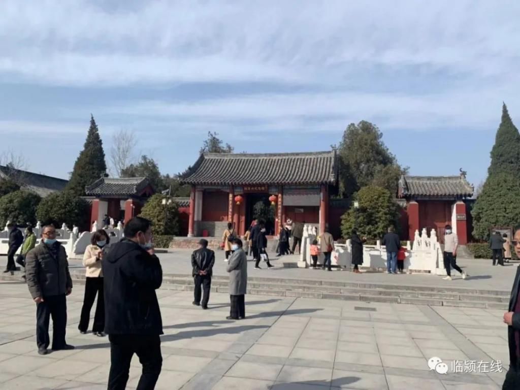 漯河人免费入园!这个景区春节人山人海,好热闹...