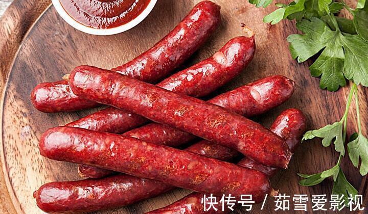 都知道吃肉好,但四种肉是公认的“儿童不宜”,再便宜都别给娃吃