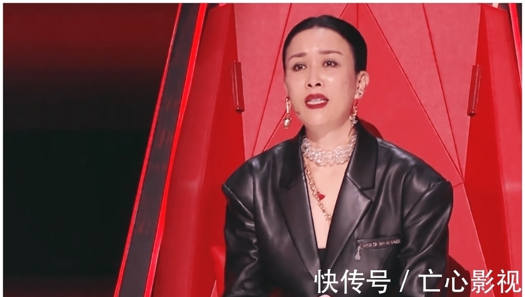 “小二班”首战失利,铁柯楠演唱让导师热泪盈眶,无奈得分太低