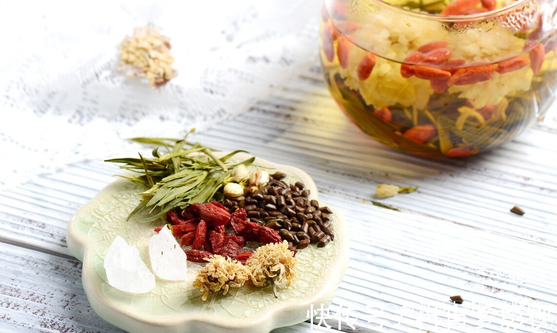 疾病|八旬老中医被12种疾病缠身,他用三招自救,竟然全好了!