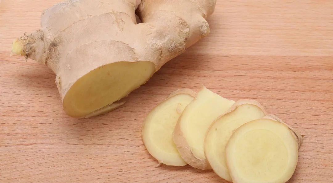 肠胃功能紊乱|核桃被称为“长寿果”，这4种吃法不仅健康，而且营养，更能治病