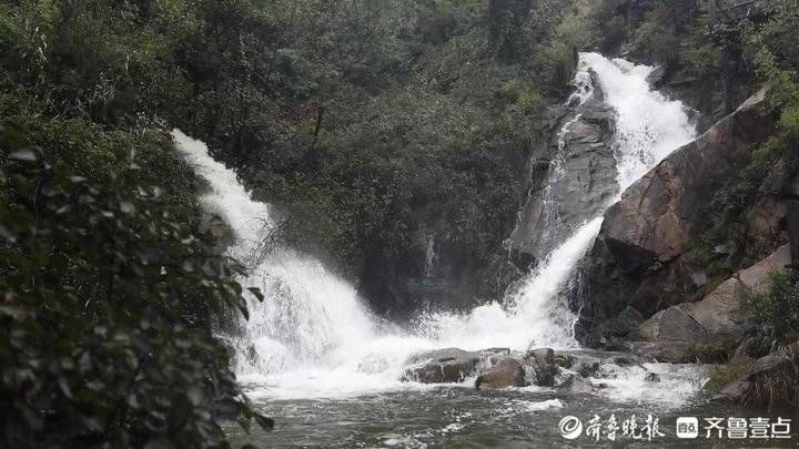 周青先|中国红·齐鲁行丨秋雨送济南南山满山山泉，九如山瀑布群媲美黄山