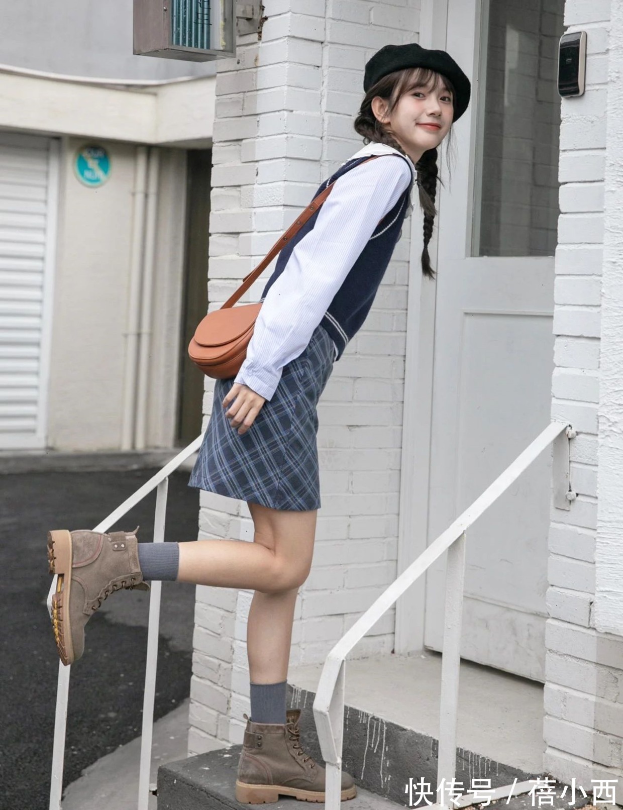 靴子|身高不够,鞋子来凑!小个子女生今年必备的3双靴子,你有几双?