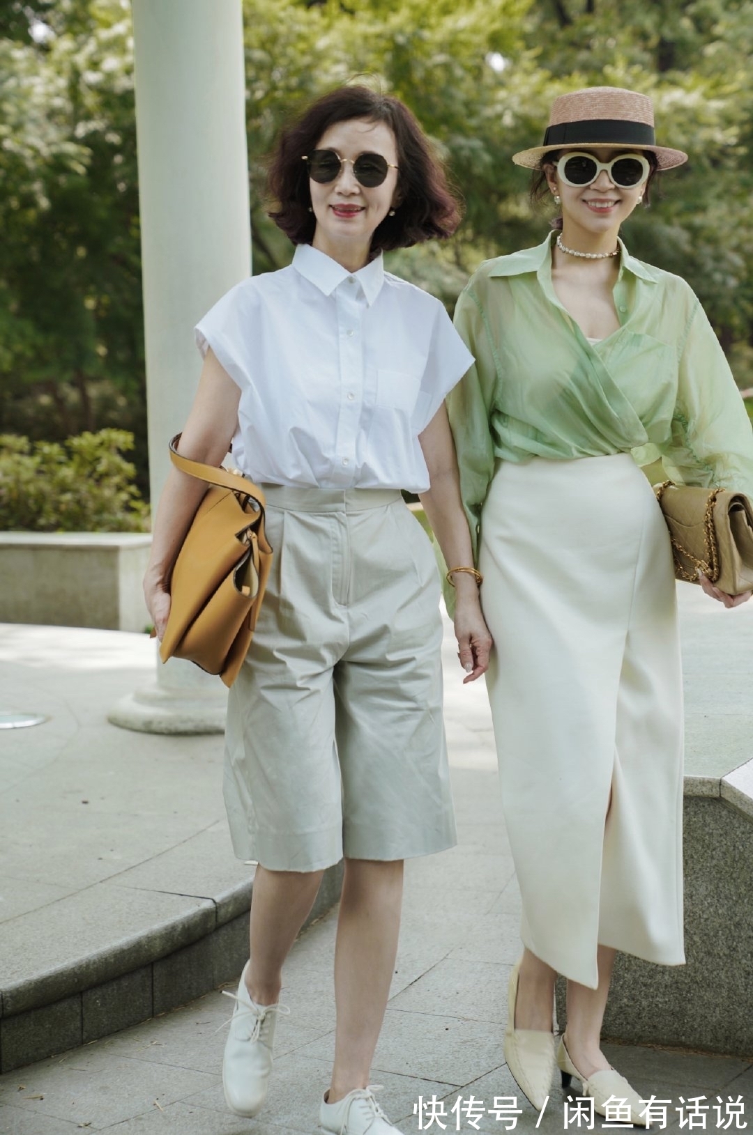 遮臀|三木妈妈的出游照太美了,简单的基础款穿得时髦上照,哪像50多岁