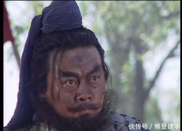 刘备|三国演义中,张飞为何一直都看不起吕布?其实完全可以理解