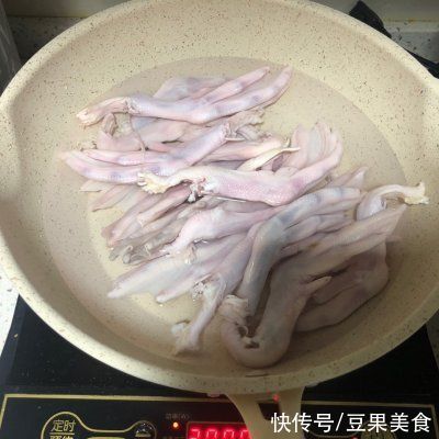 鸭掌|秒杀餐厅大厨，正宗周黑鸭（鸭掌）自己在家做