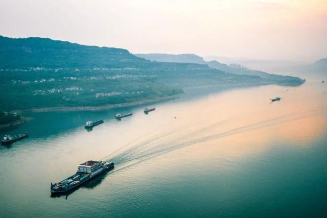 此联!8首千古经典对联,句句惊艳,让人忍不住收藏