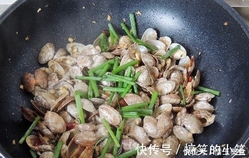 4g|炒花甲别再焯水了，只需1步，肉质鲜嫩无泥沙，香辣开胃超好吃