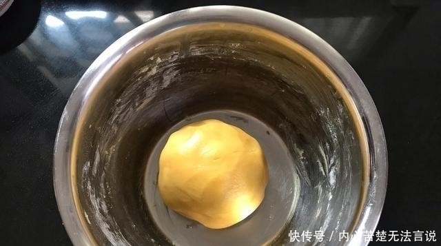 蛋黄液|烘焙入门级小饼干，上手简单，健康无添加，一口一个酥掉渣，真香