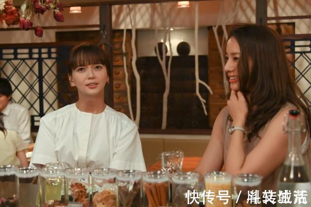 蓝墨|“女儿,我得了癌症,你不用回来了”父母去世,远嫁女儿失声痛哭