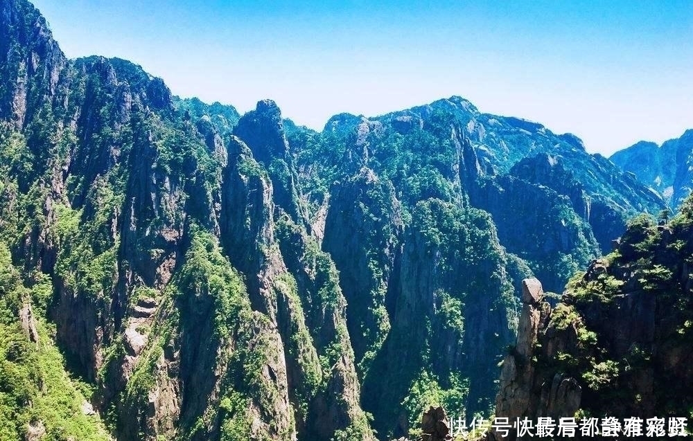 诗人$王勃和王维都是天才诗人,各写下一首《山中》,千百年来高下难分