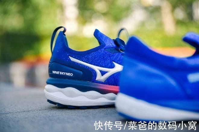 脚感 休闲跑鞋，我只要舒服就好——舒适脚感的运动鞋推荐