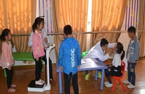 脾胃|孩子身高的“助长器”发现了,不是牛奶,孩子若爱吃,长肉长高