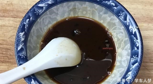 鱼香肉丝正宗的做法,老阿姨简单几步,肉丝不油不腻,家的味道!