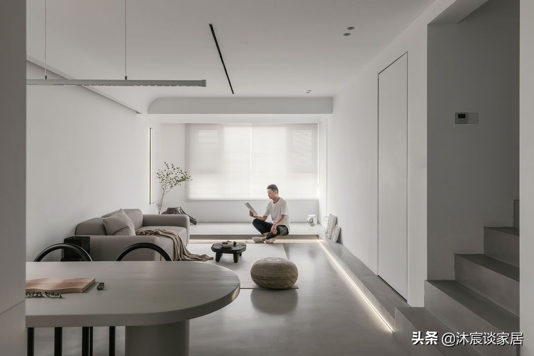 夫妻|追求极简主义的夫妻，客餐厅家具不超10件，真的是越简单越高级