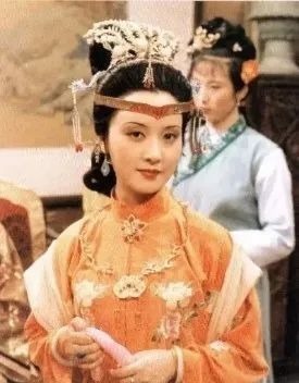 贾琏#她是贾府身份最高贵的少奶奶,却非十二钗,甚至连名字都没有