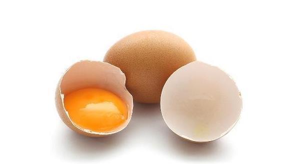 水煮鸡蛋|天天吃鸡蛋，你吃对了吗？鸡蛋的2种错误吃法，对身体危害极大