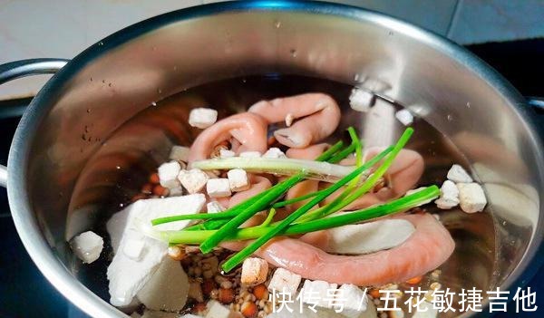 妙招|不懂门道，吃力又不讨好的小肠，拿出妙招，一菜还能两吃！