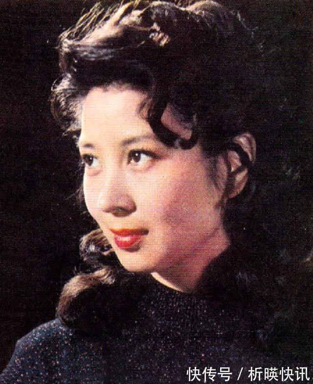 李秀明&吴海燕演海霞爆红,却错失《庐山恋》,嫁京剧老生如今境况如何