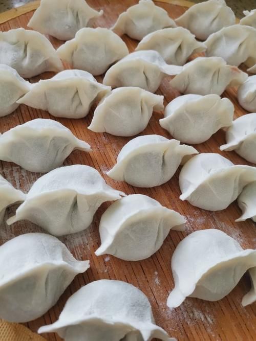 农村常见的4种野菜,总被误认为杂草,其实都是宝,调成馅可香了